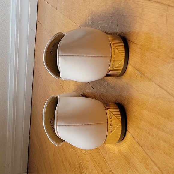 Michael Kors White Loafers with Gold Heel - Picture 5 of 8